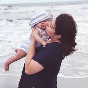 Meet your Posher, Daysi